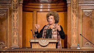 Angela-Davis-Uni-Wien-2015